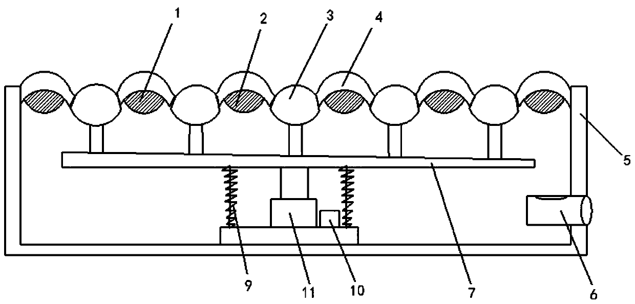 A urinal pedal automatic drainage device