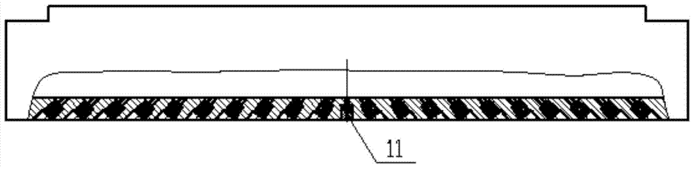 Multi-roll oil removal machine with built-in blowing and suction devices and strip oil removal method