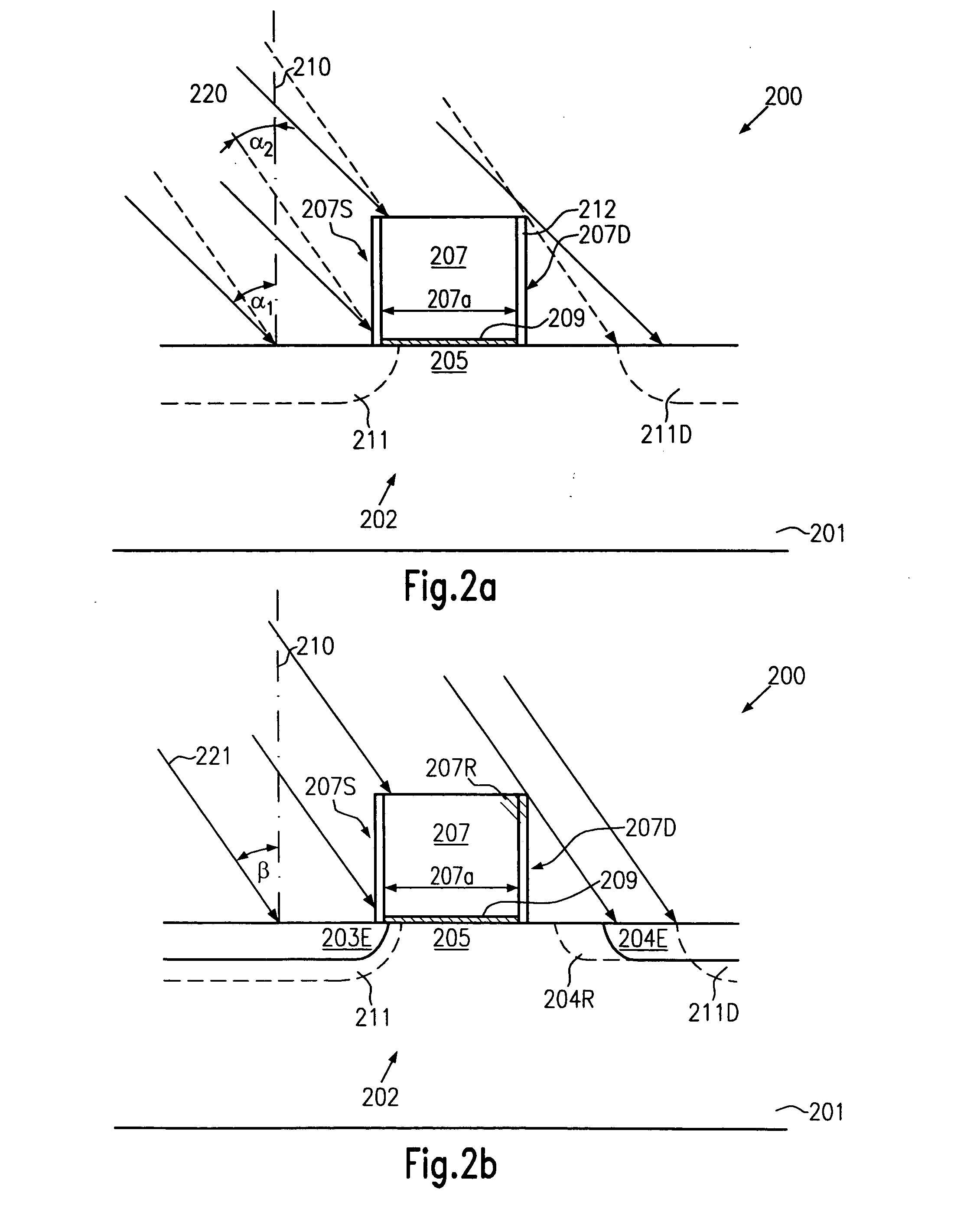 Transistor having an asymmetric source/drain and halo implantation region and a method of forming the same