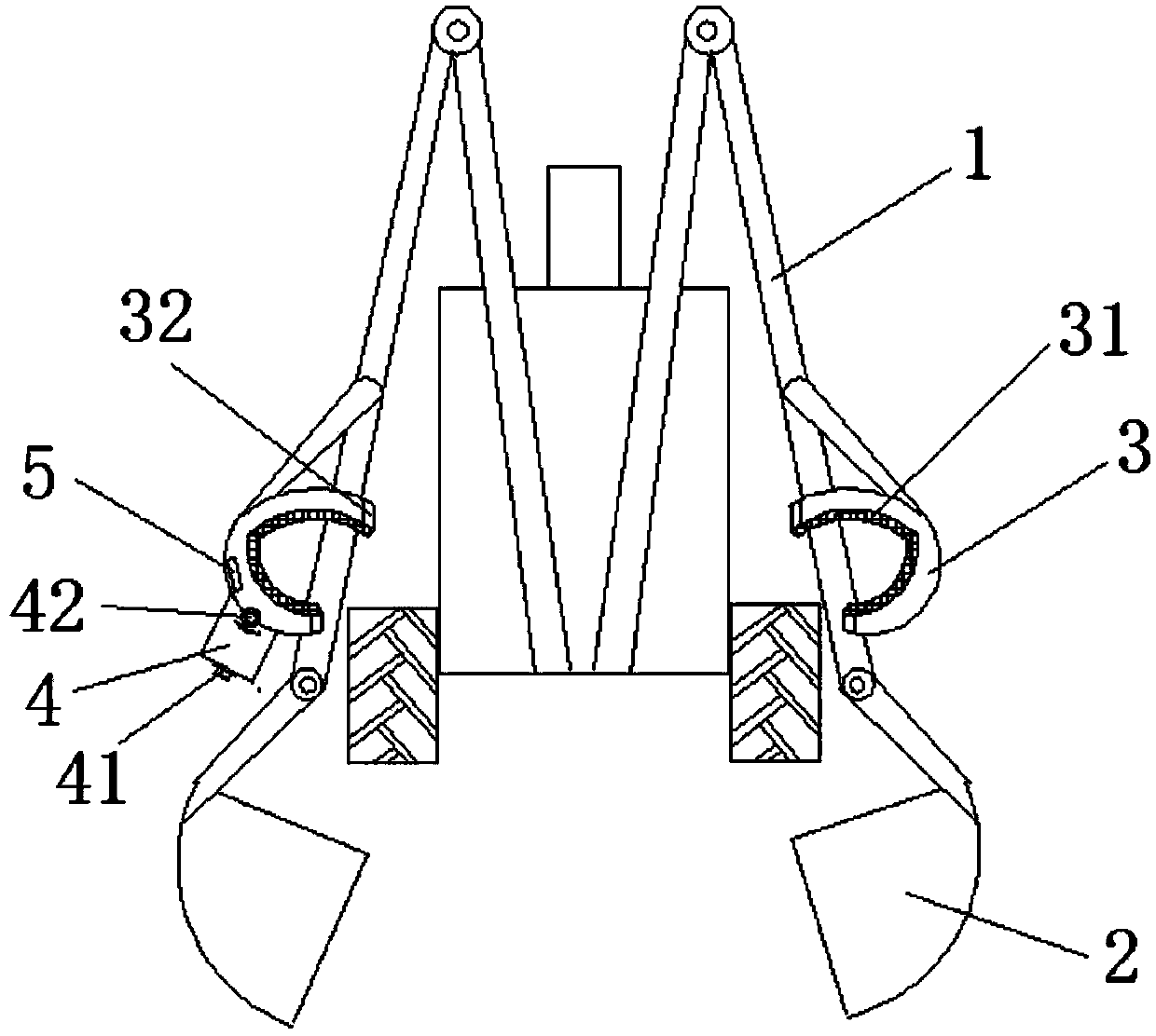 Tree seedling transplanting machine capable of digging up tree seedling with roots and soil balls