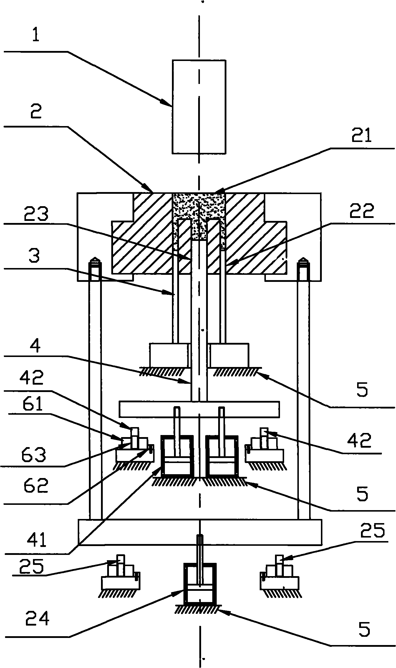 Soft magnetic ferrite magnetic core forming method and forming die thereof