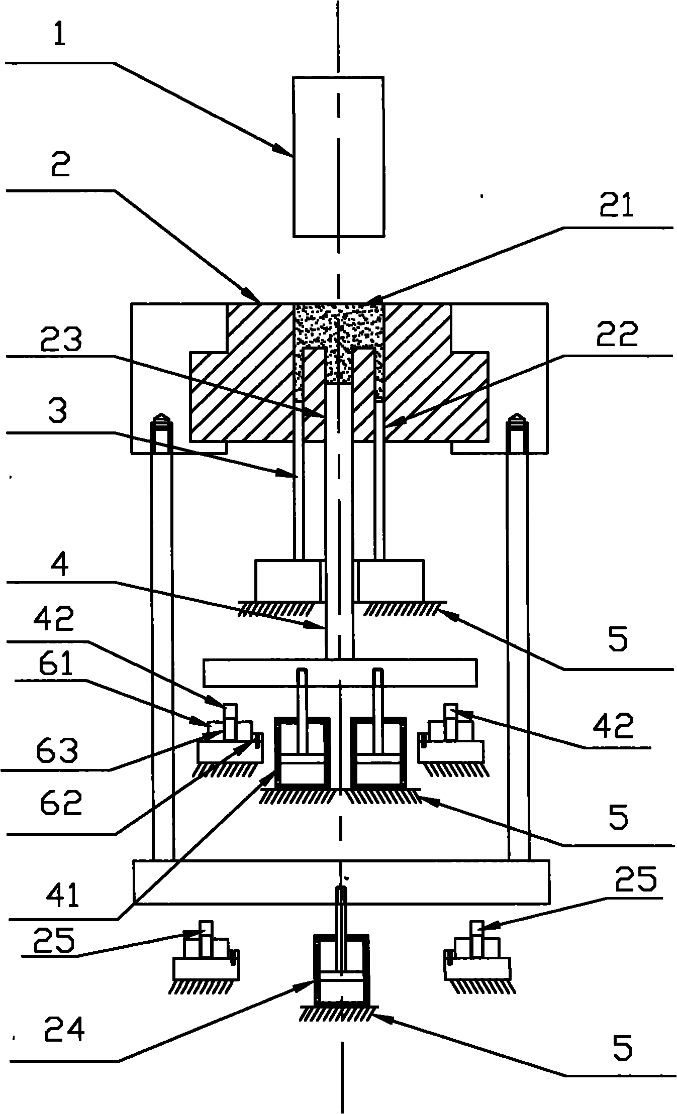 Soft magnetic ferrite magnetic core forming method and forming die thereof