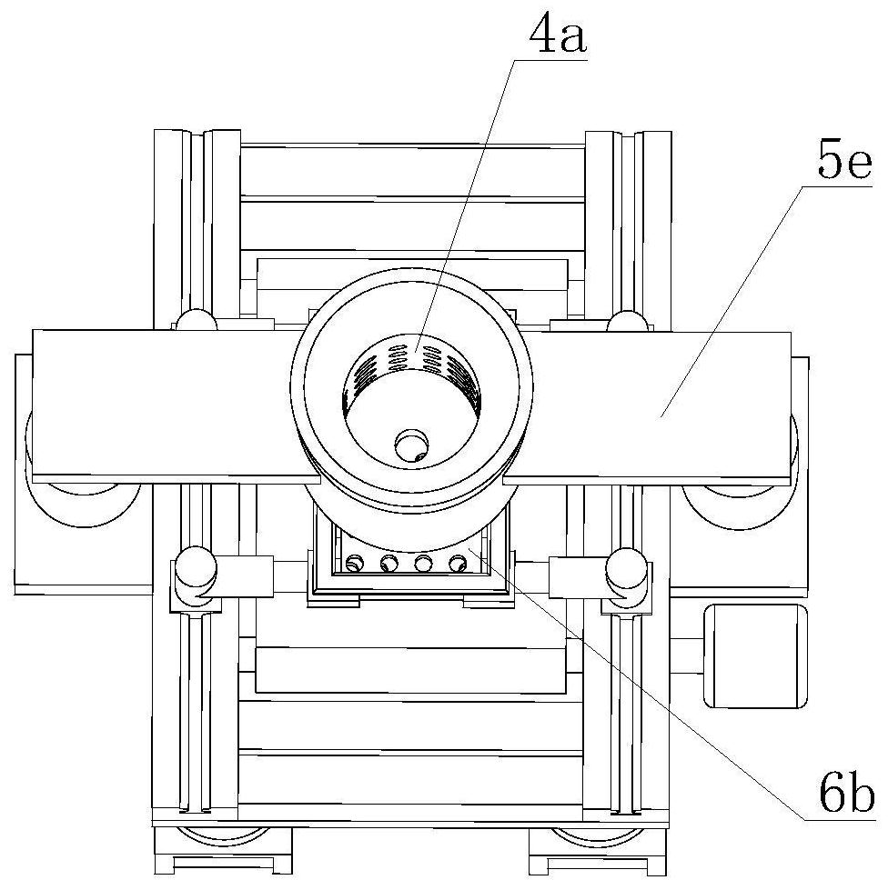 Stable feeding device for silkworm breeding