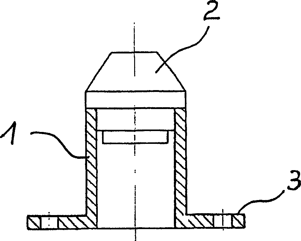 Device for exciting centrally focused reflector antenna