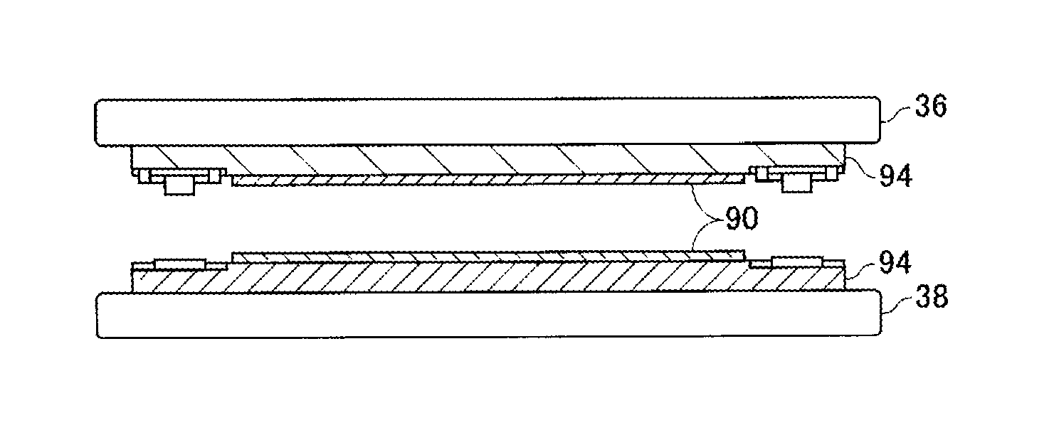 Substrate holder and substrate bonding apparatus