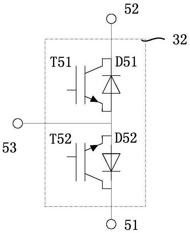 Modular multilevel converter and converter module