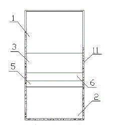 Aerobic tank with uniform aeration and large reaction area