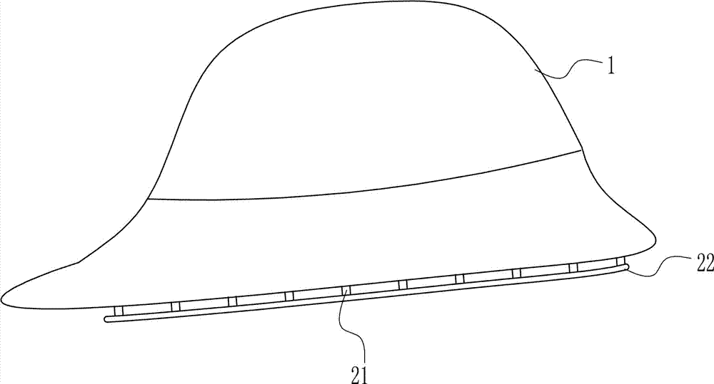 Safety helmet with fine sand dust prevention function for oil exploitation