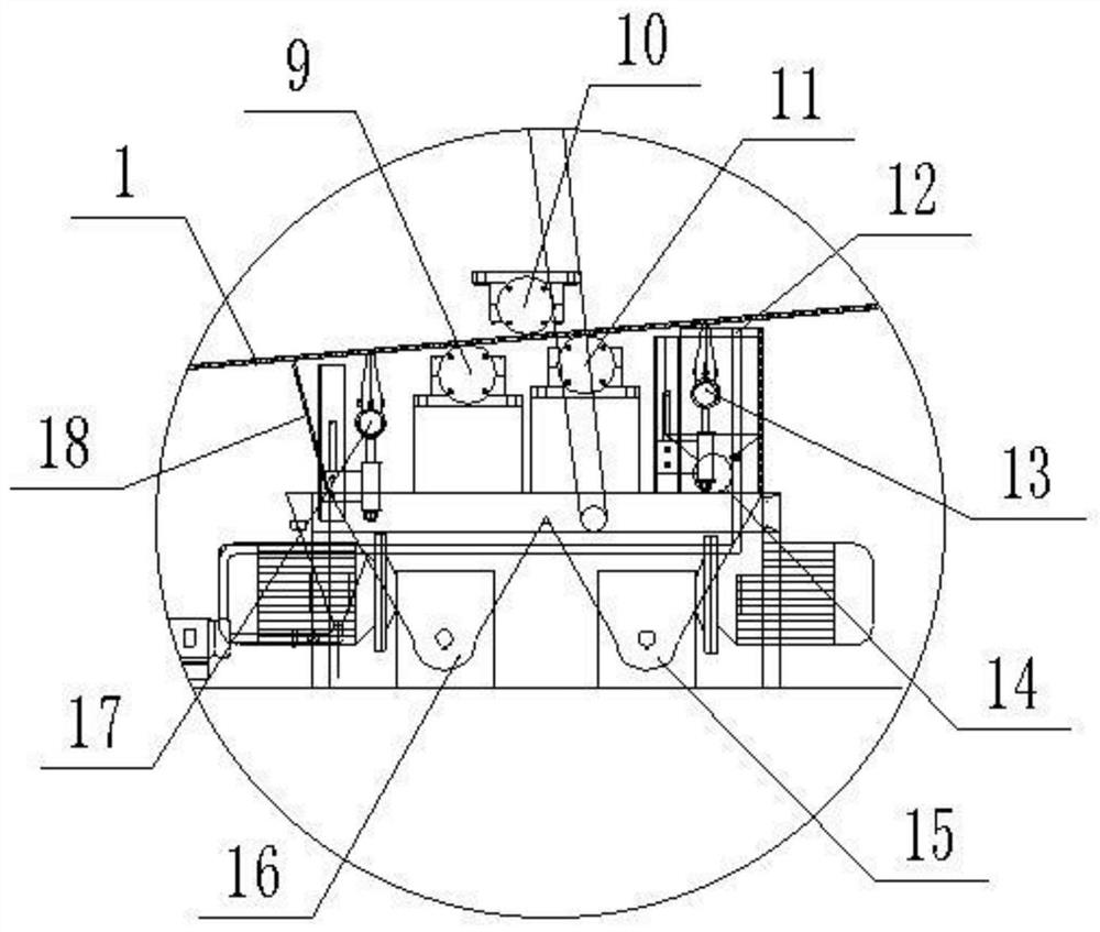 Cleaning device for return rubber belt of belt conveyor