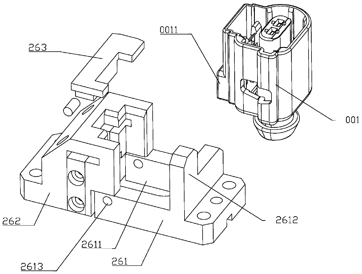 Automatic assembling equipment and assembling method of automobile wire harness connector