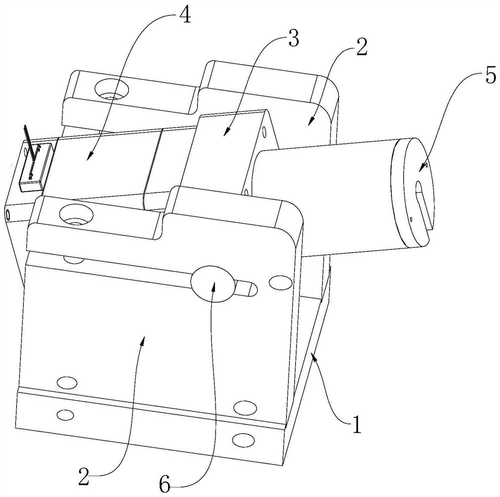 Platinum thin-wall round pipe clamp for laser welding