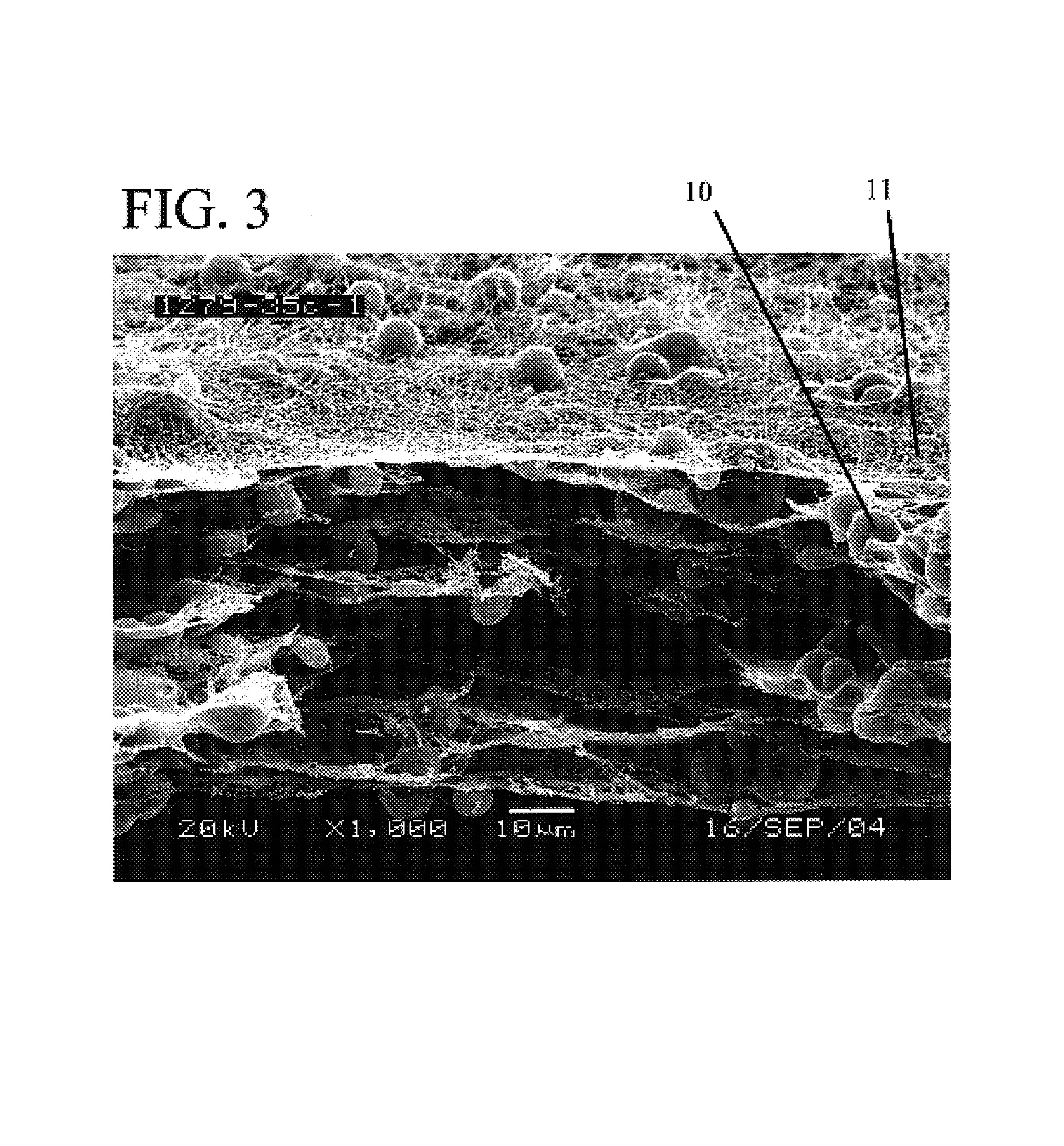 Reduced solidity web comprising fiber and fiber spacer or separation means