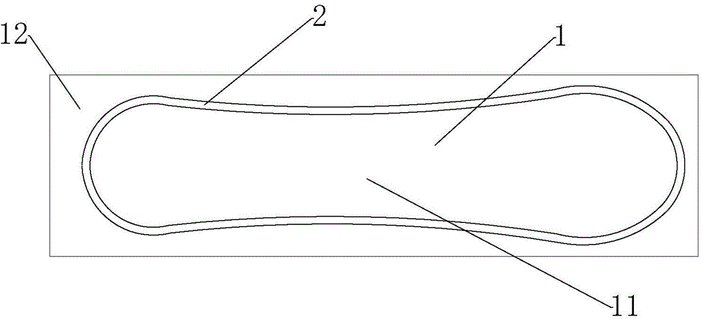 Skiing board produced by casting side wall