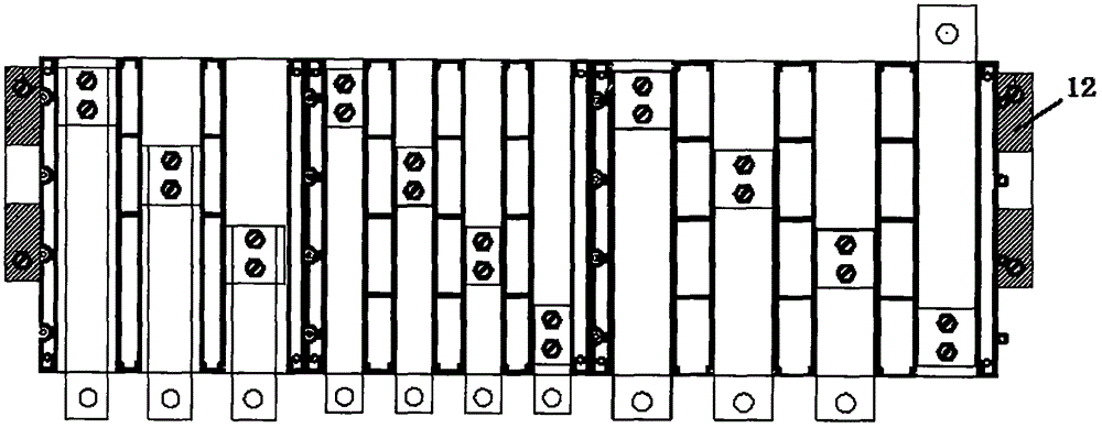 Bus integrated assembly for low-voltage power distribution cabinet