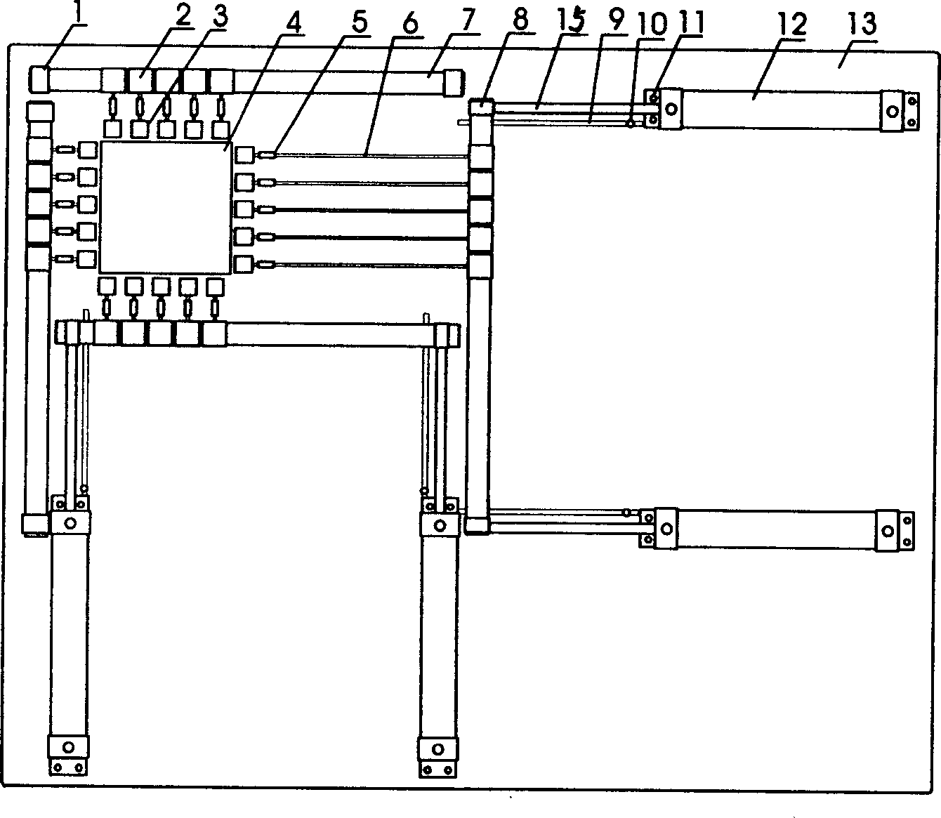 Stretching device for flexible flat plate