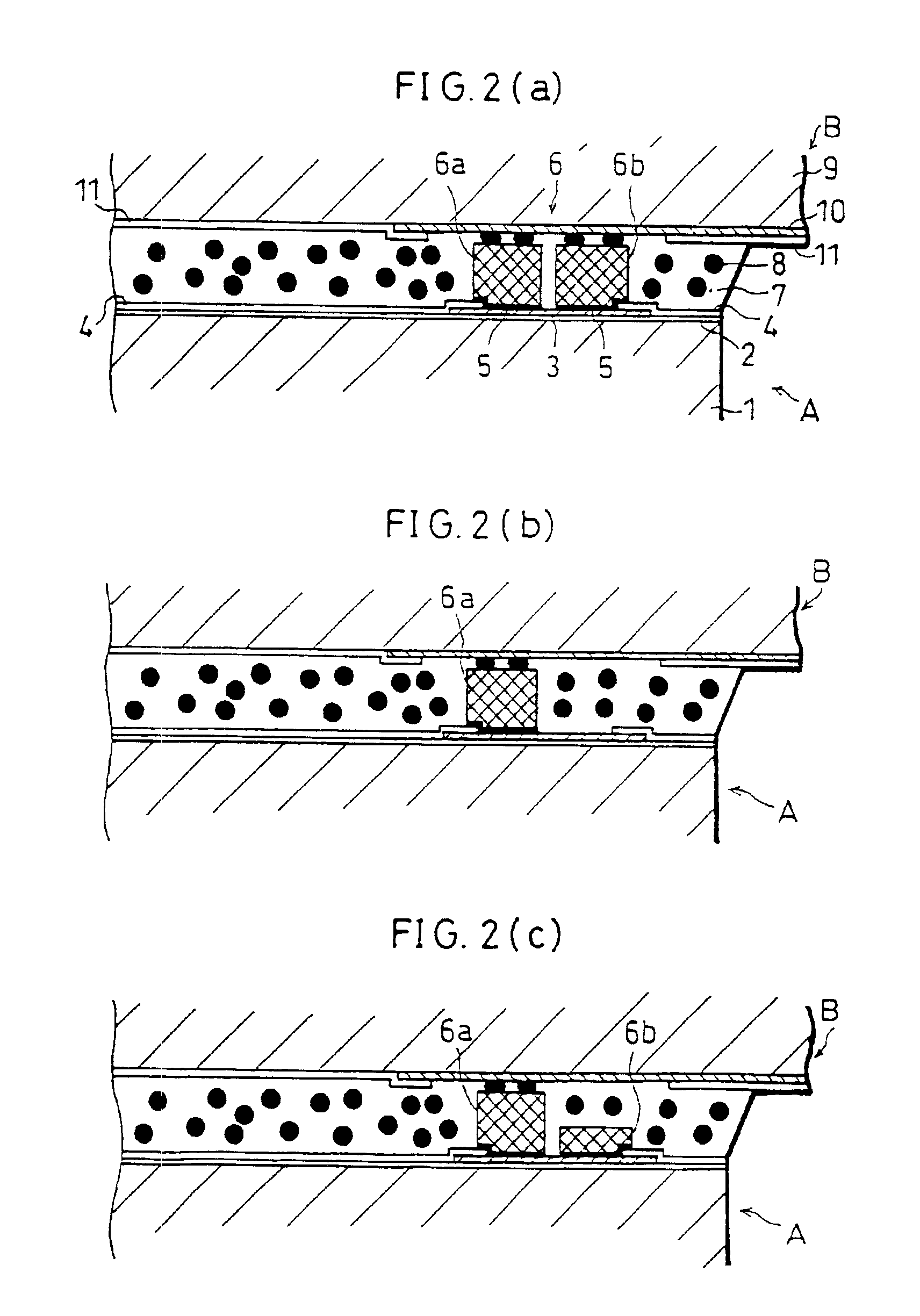 Semiconductor device with bumps on electrode pads oriented in given direction