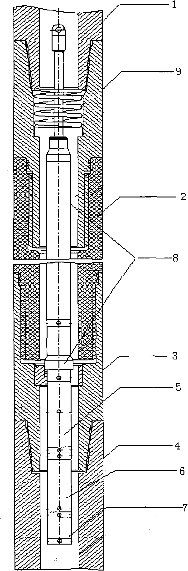 Downhole signal transmitting device for electromagnetic measurement while drilling system and transmitting method thereof