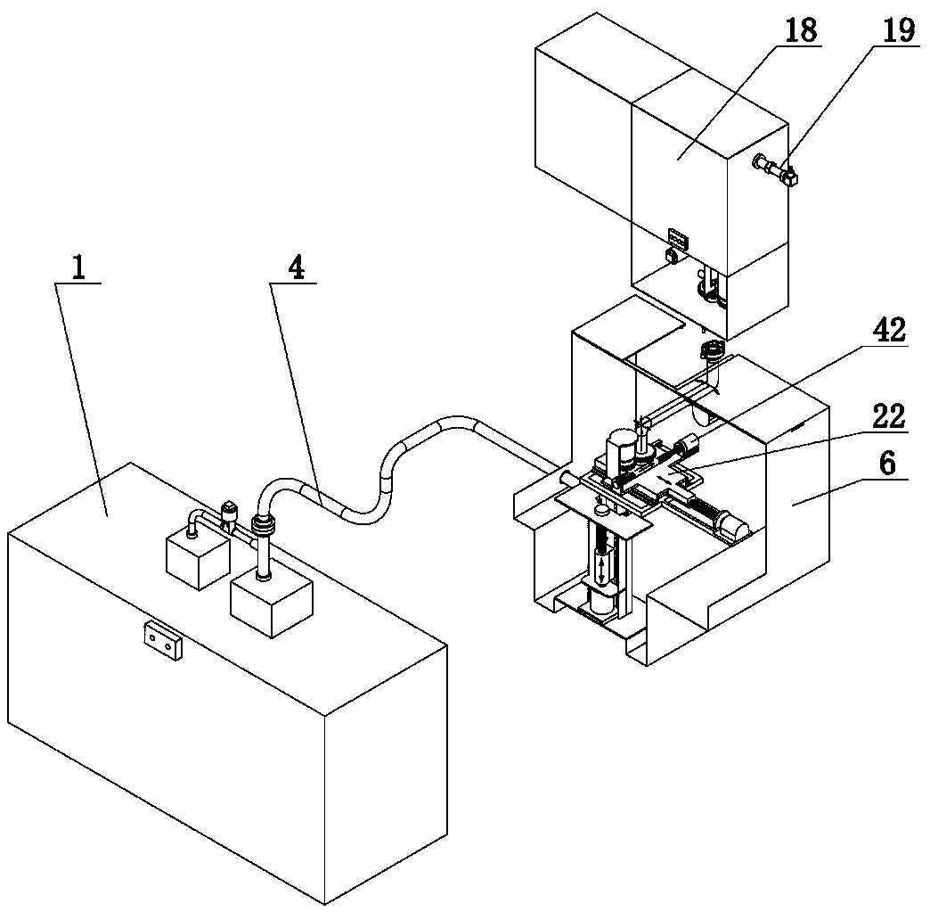 Automatic train water feeding device