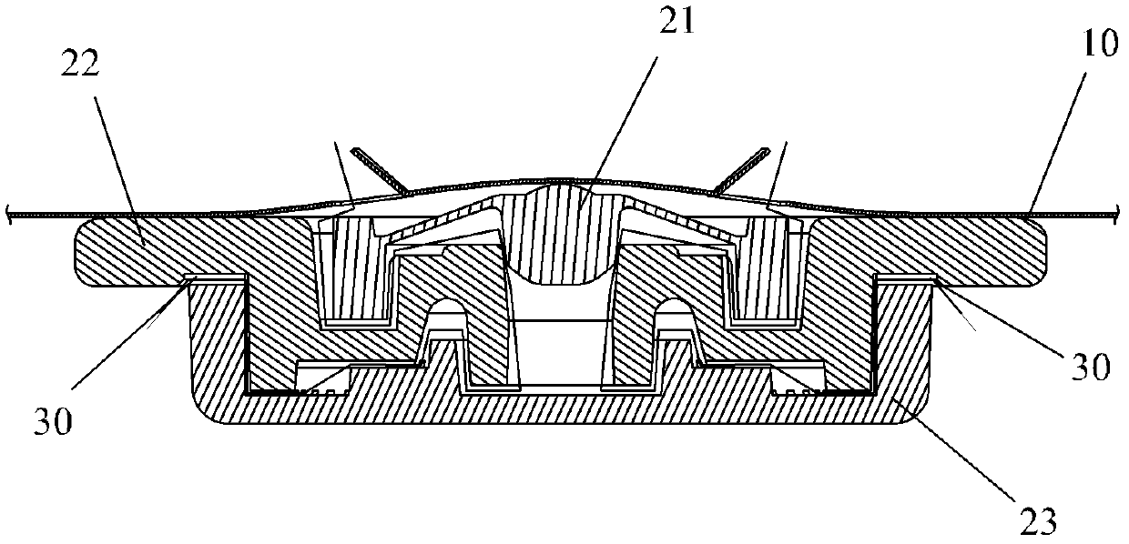 Vacuum fresh-keeping bag provided with extraction valve and sealing zipper