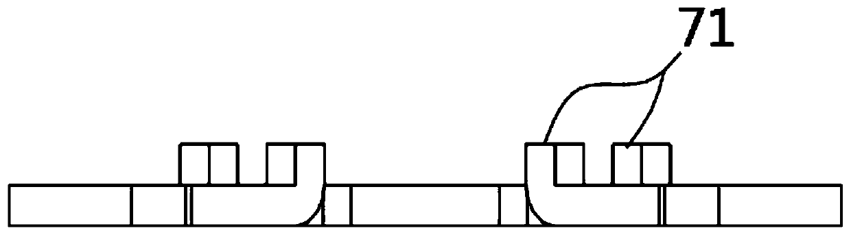 Mounting structure of detecting electrodes and water detector