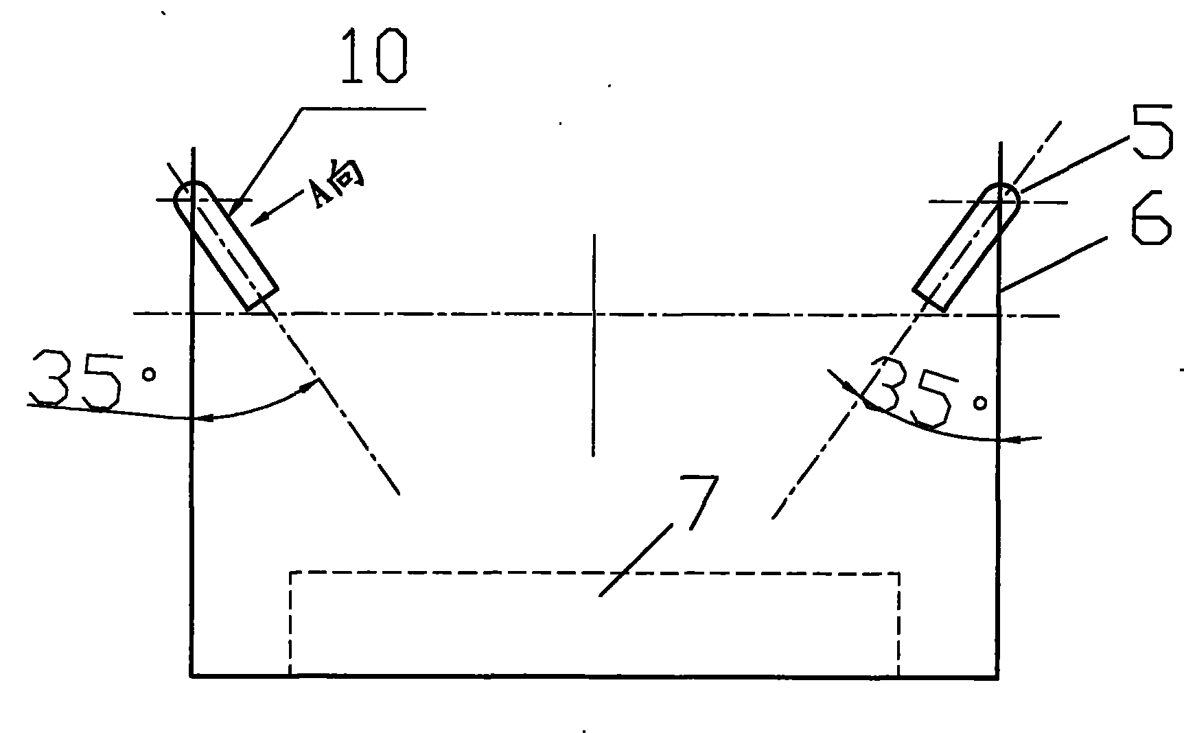 Sweeping and descaling device for rough rolling of band steel with wind and water