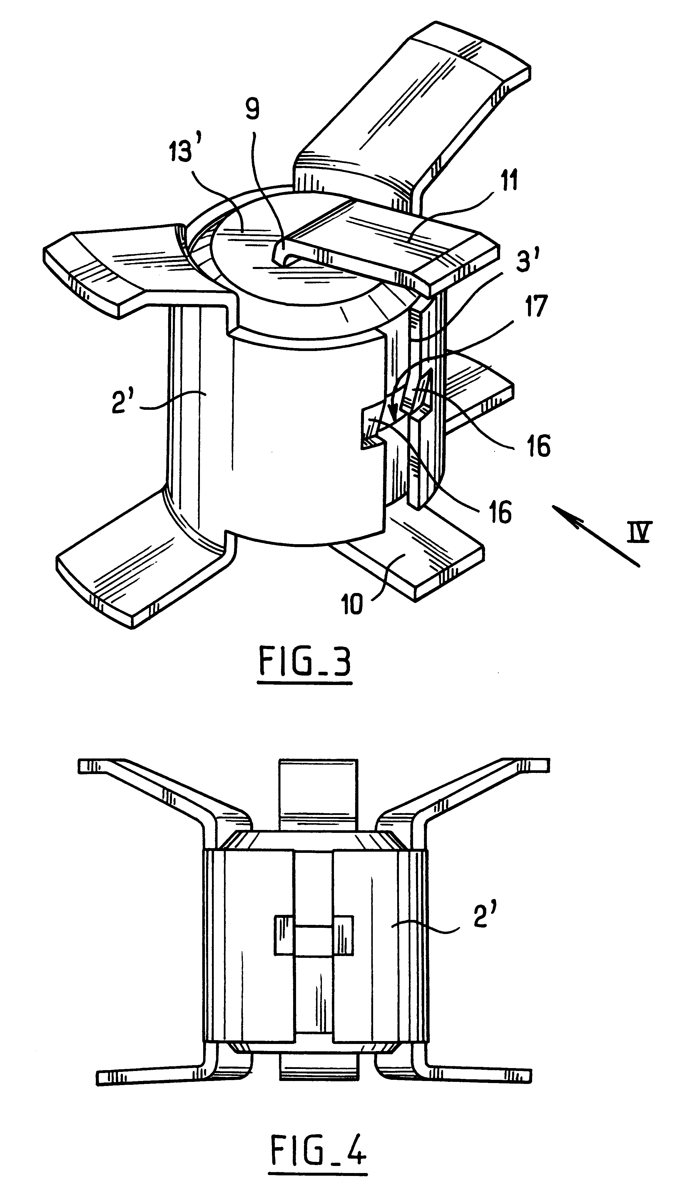 Coaxial coupling for interconnecting two printed circuit cards