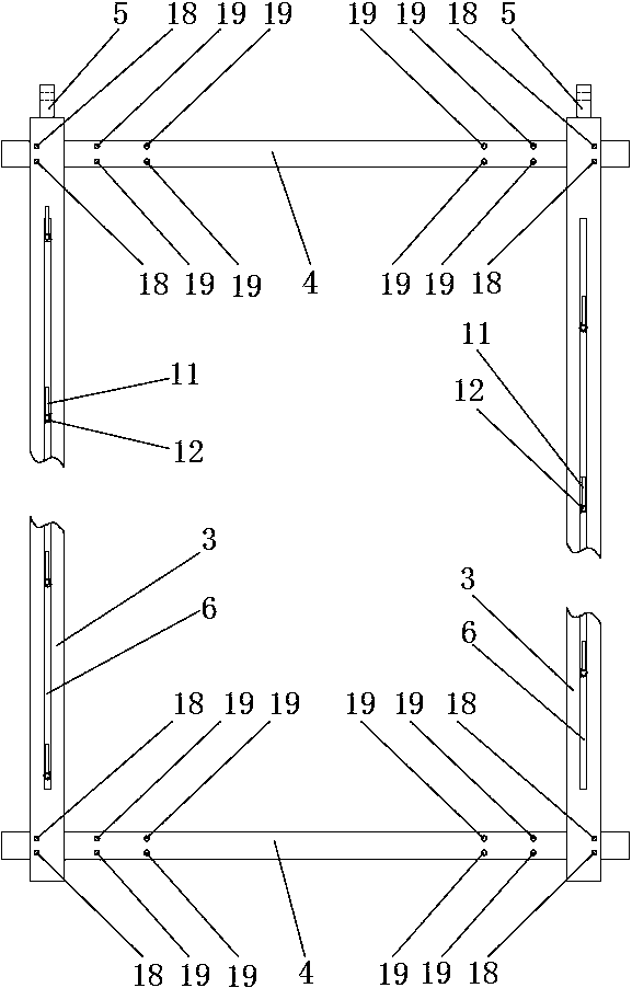 An adjustable hoisting device for a serpentine tube panel and its hoisting method