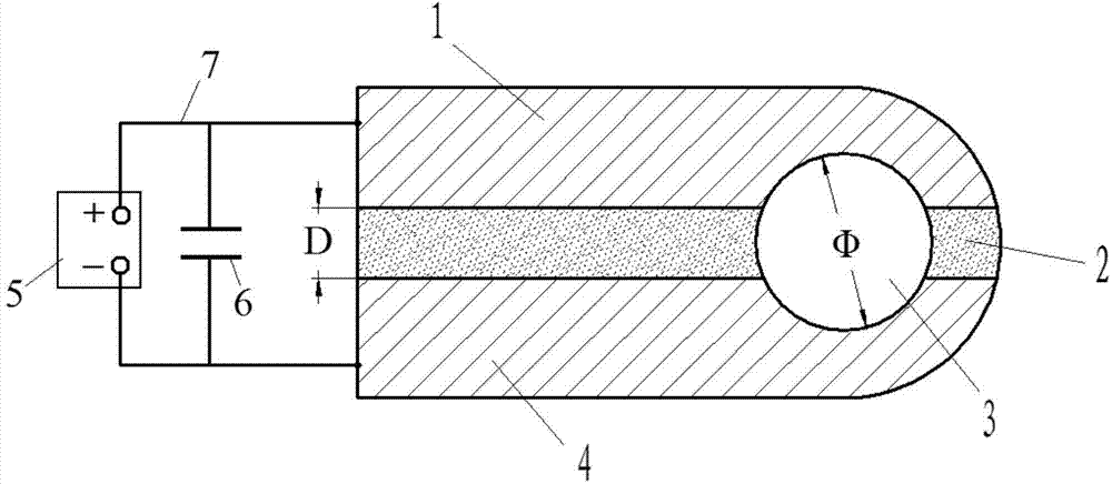 Cambered surface electrode discharging-based laser-induced breakdown spectroscopy detection system