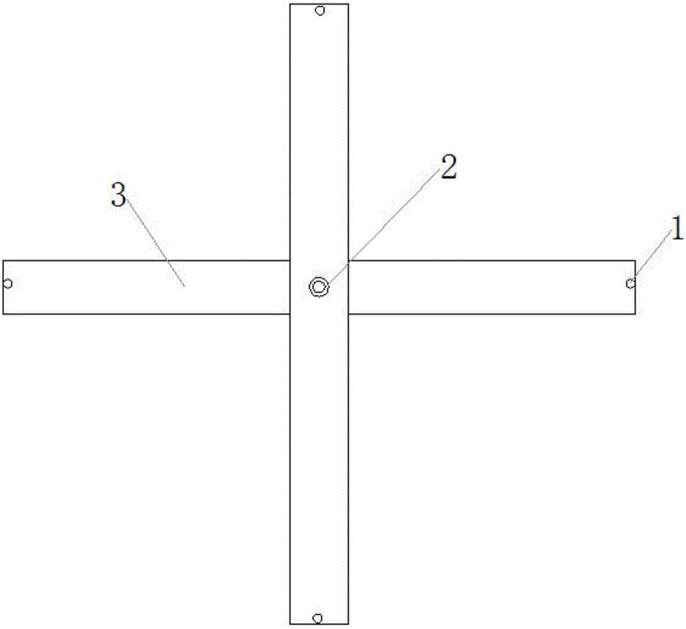 Auxiliary measuring device used for raking pile construction and construction method of auxiliary measuring device