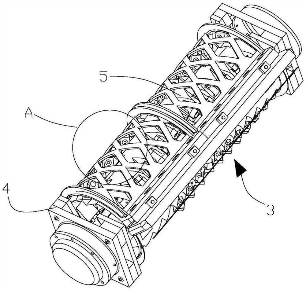 Screen and crushing device