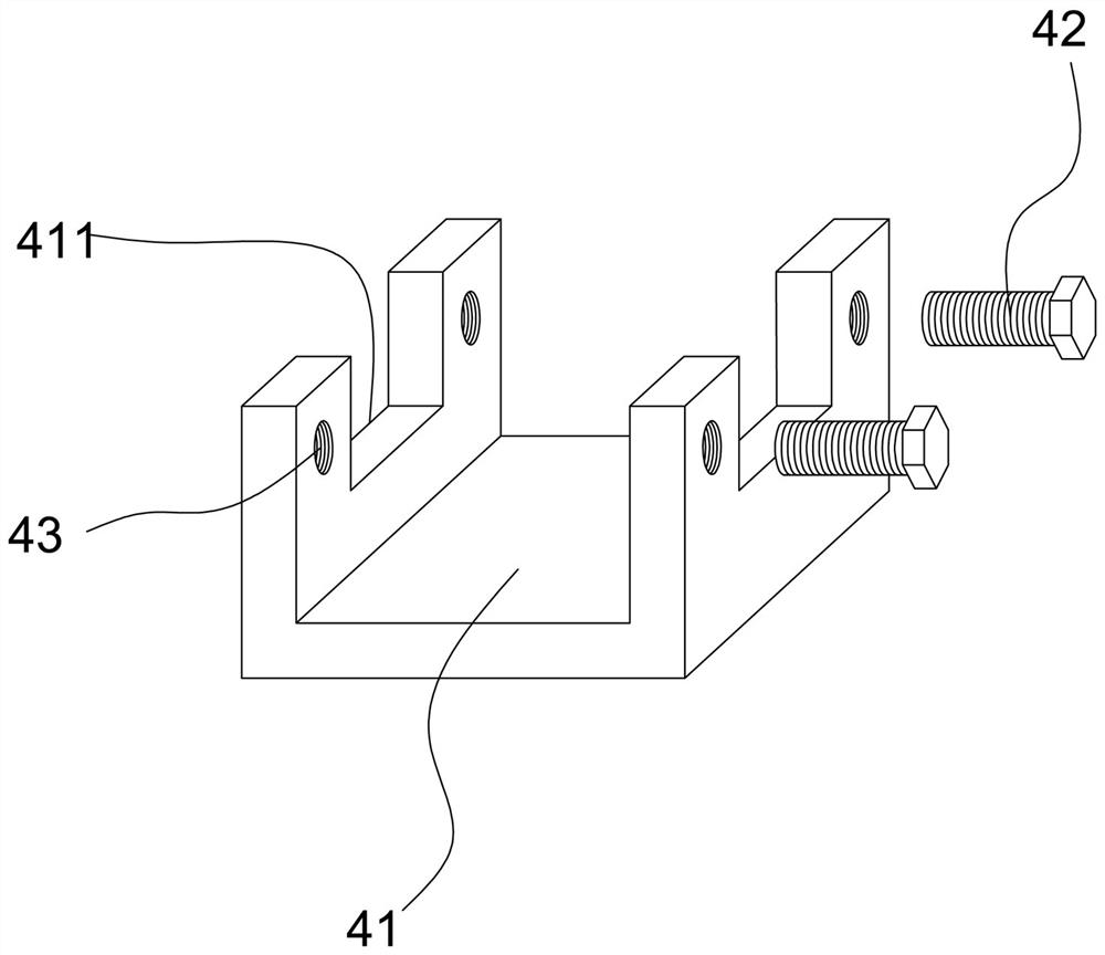 Keel splicing type spliced bed