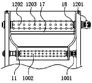 Reciprocating crushing equipment with multistage screening effect for drawing lubricating powder production