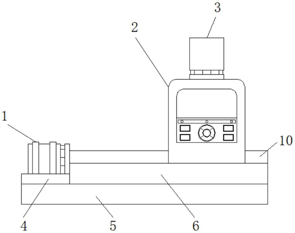 A device for slicing bergamot yam slices with isometric cutting function