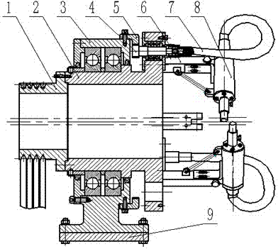 A wire rope decontamination device integrating revolution and rotation