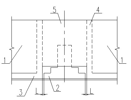 Treatment method and cast structure for contact position of retaining wall with workshop column foundation