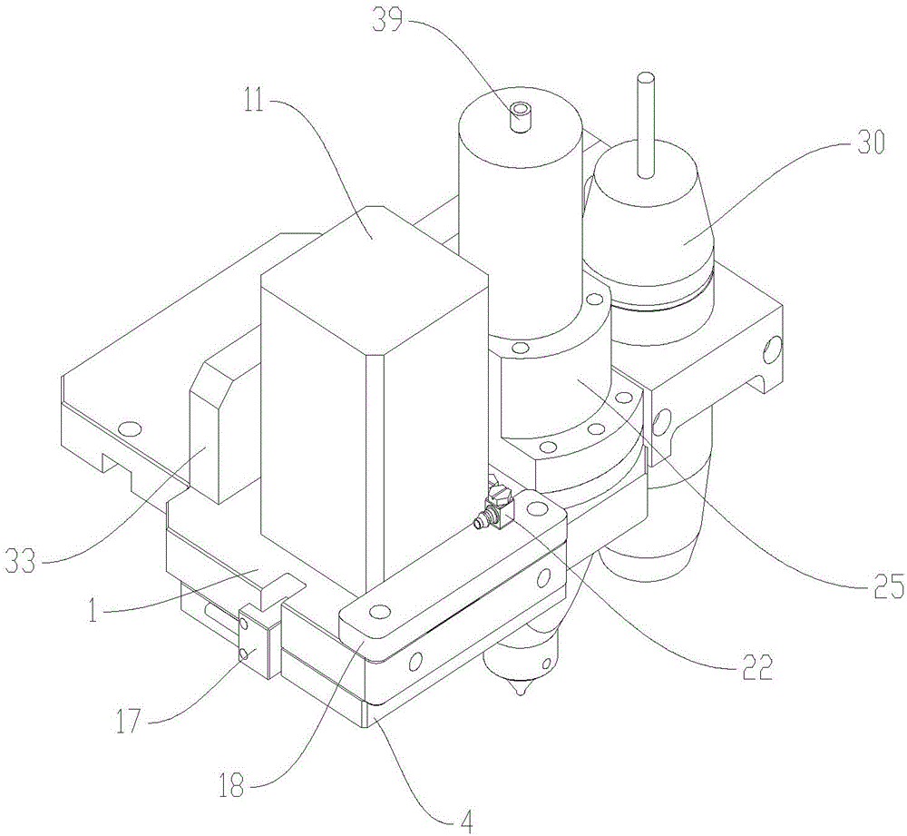 Welding device for ball type welding flux