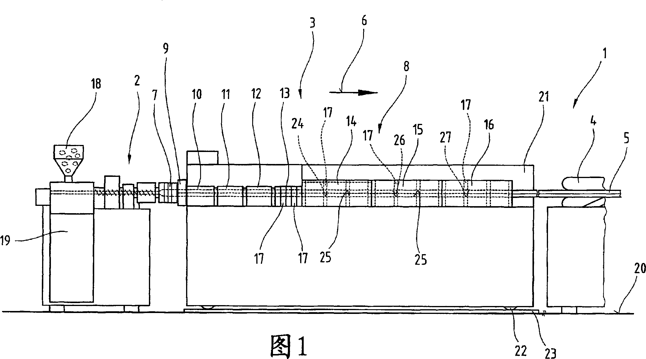 Forming device, especially finishing board