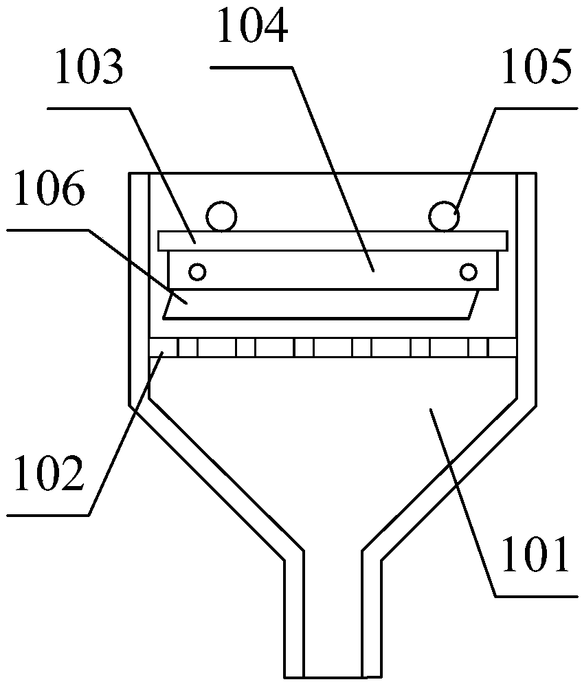 Automatic medicine smashing device for traditional Chinese medicine materials