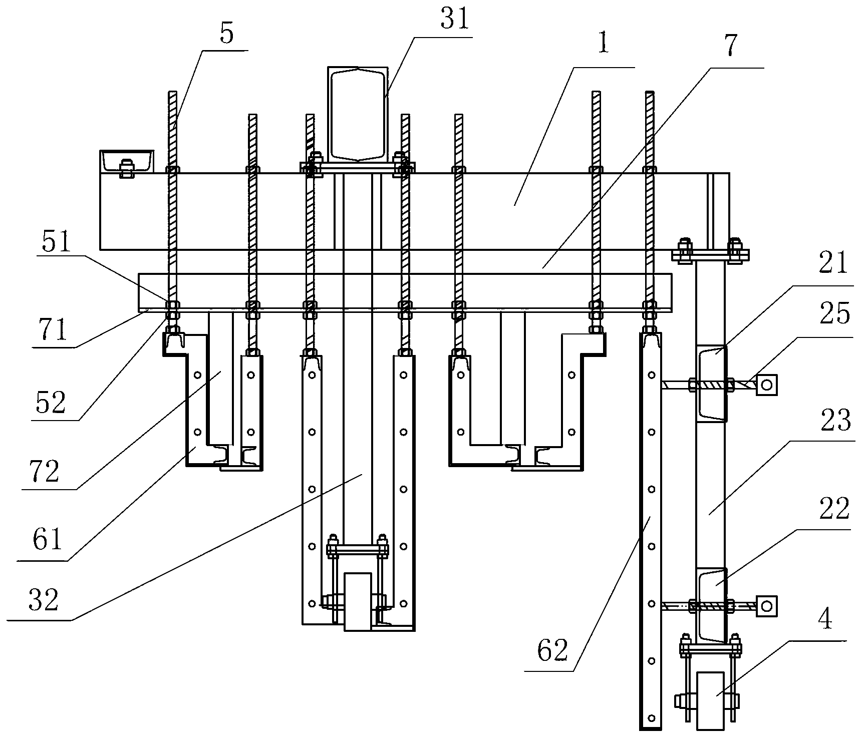 Integrated quick moving formwork for tunnel multi-longitudinal cable trough construction