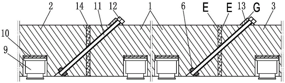 Floating slab and its floating track bed