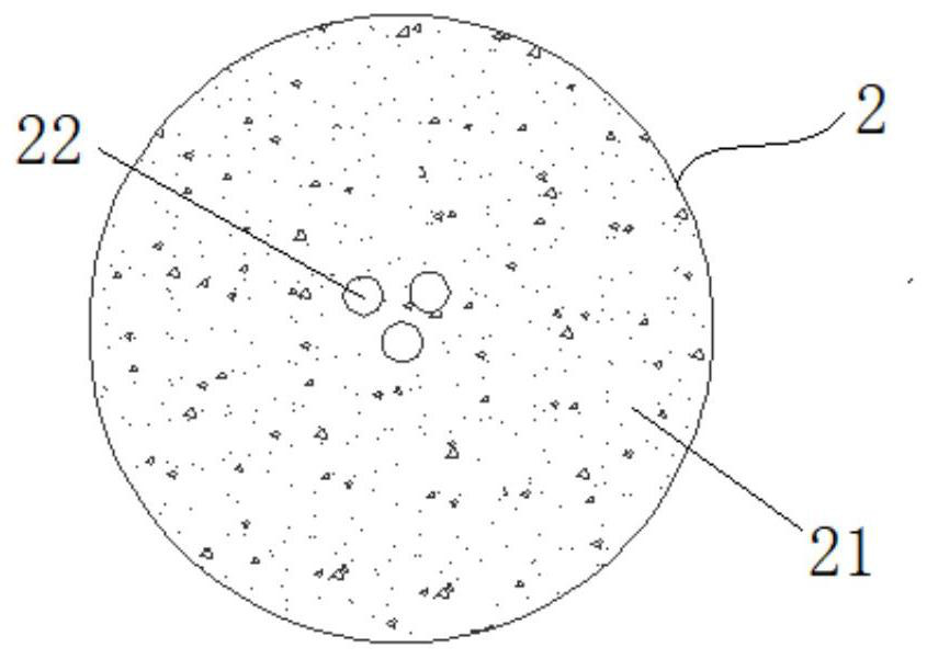 Cooling filter tip and low-temperature cigarette with same