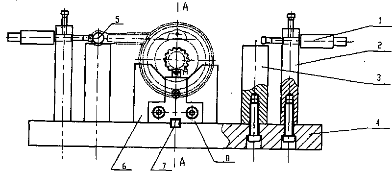 Timing angle detecting device for crankshaft assembly chain wheel