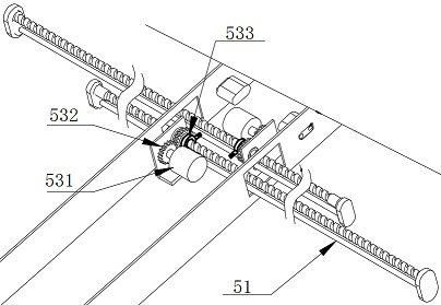 Conveying device for container