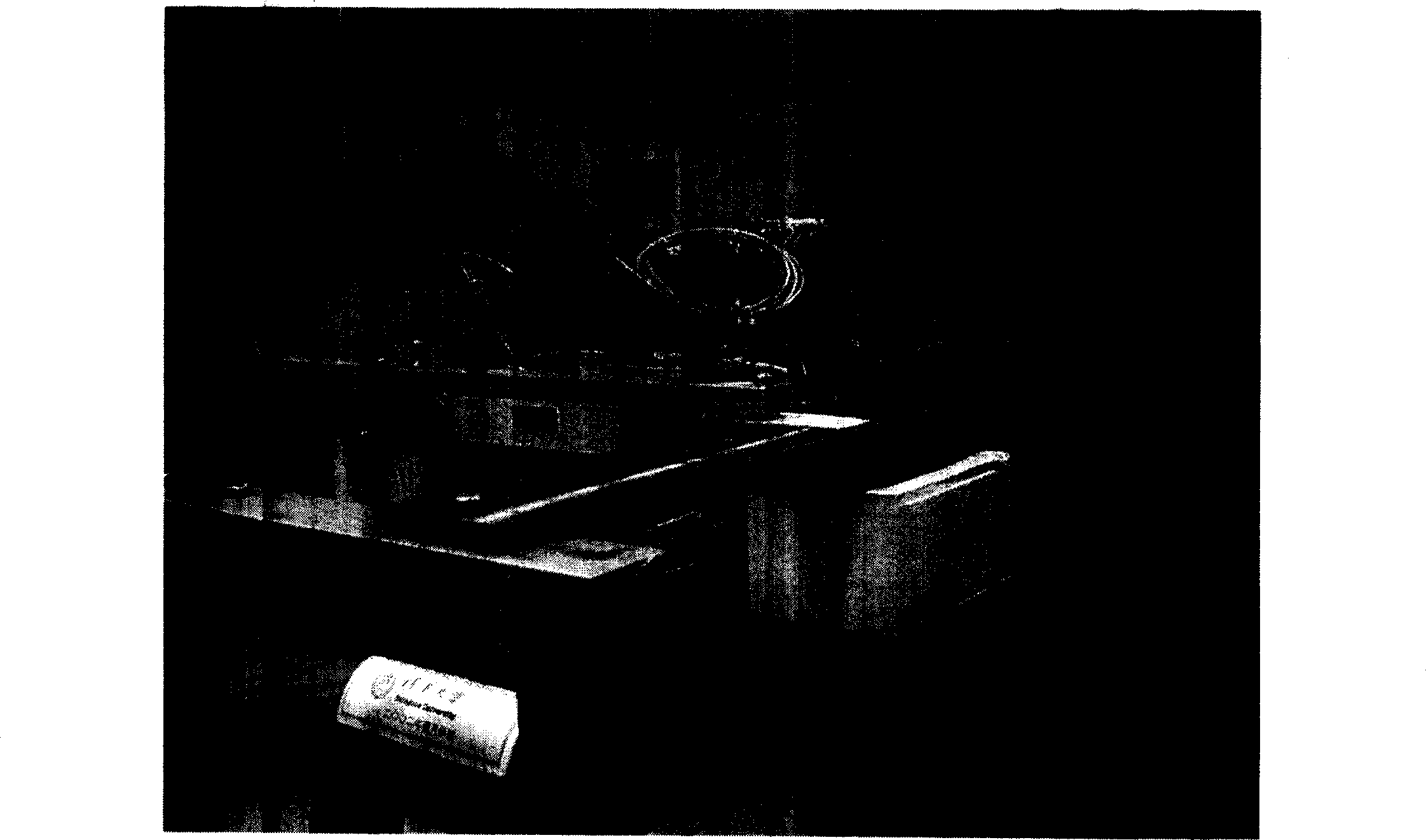 High-temperature superconductive magnetic levitation device