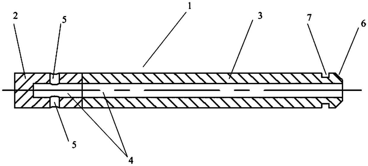 A rubber hose vulcanization mold core and its mold