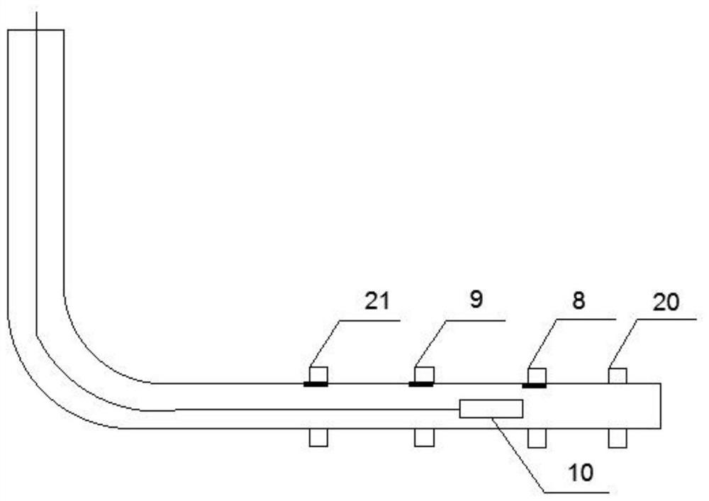 Preset casing pipe segmented valve type staged fracturing method and special tool thereof