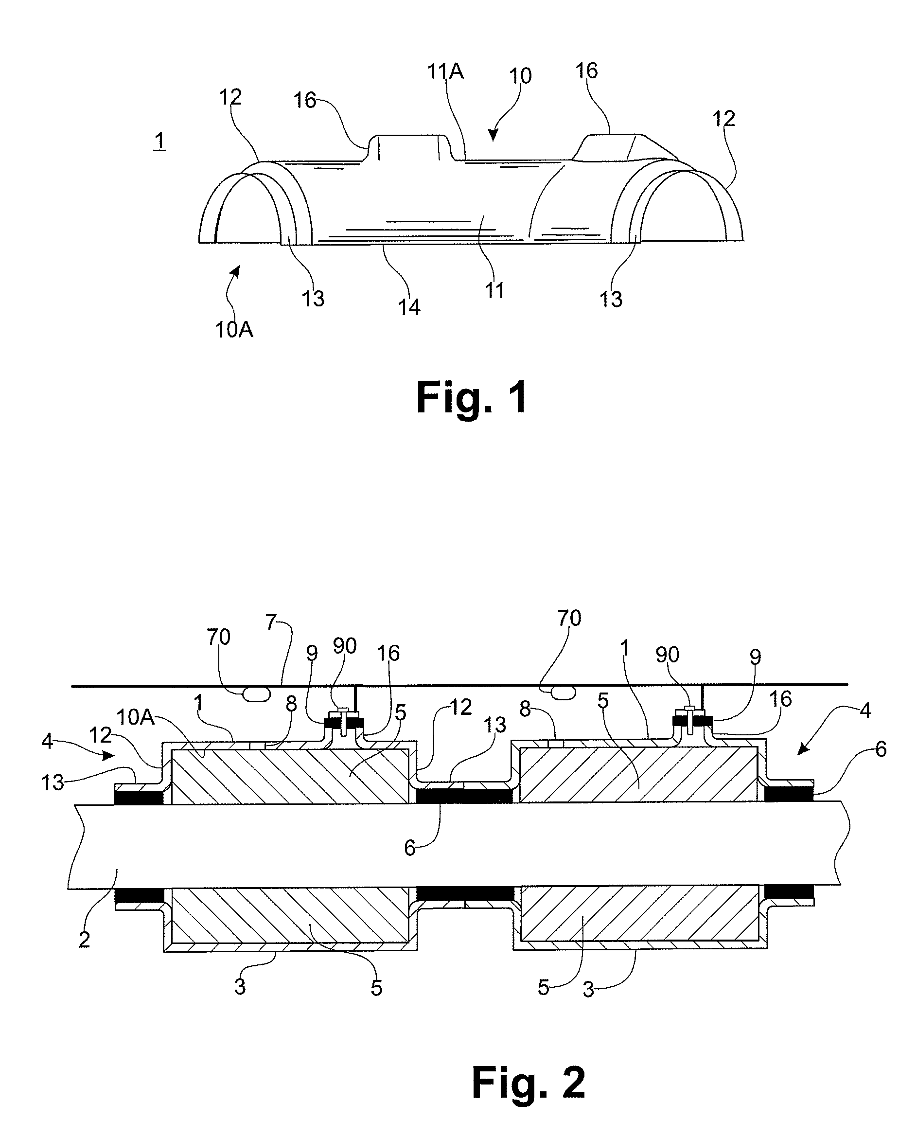 Composite protective element for a thermally insulated pipe