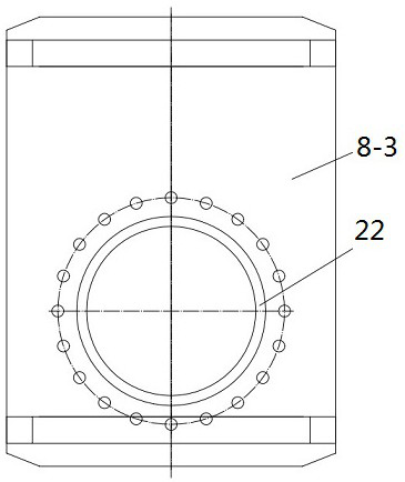 Trackless equipment central hinge structure with swinging function