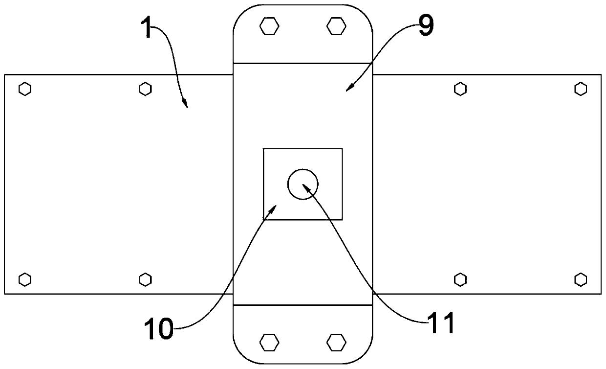 Low-temperature pipeline mounting structure