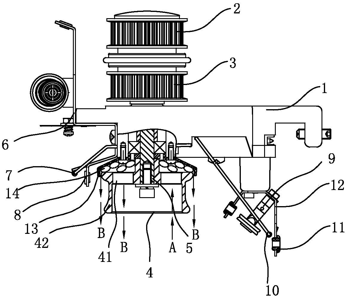 Yarn conveying device